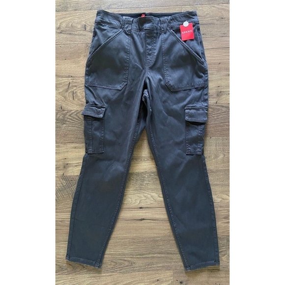 SPANX Pants & Jumpsuits Spanx 231q Stretch Twill Ankle Cargo Pant